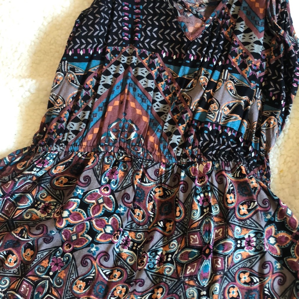 patterned romper - Picture 7 of 8